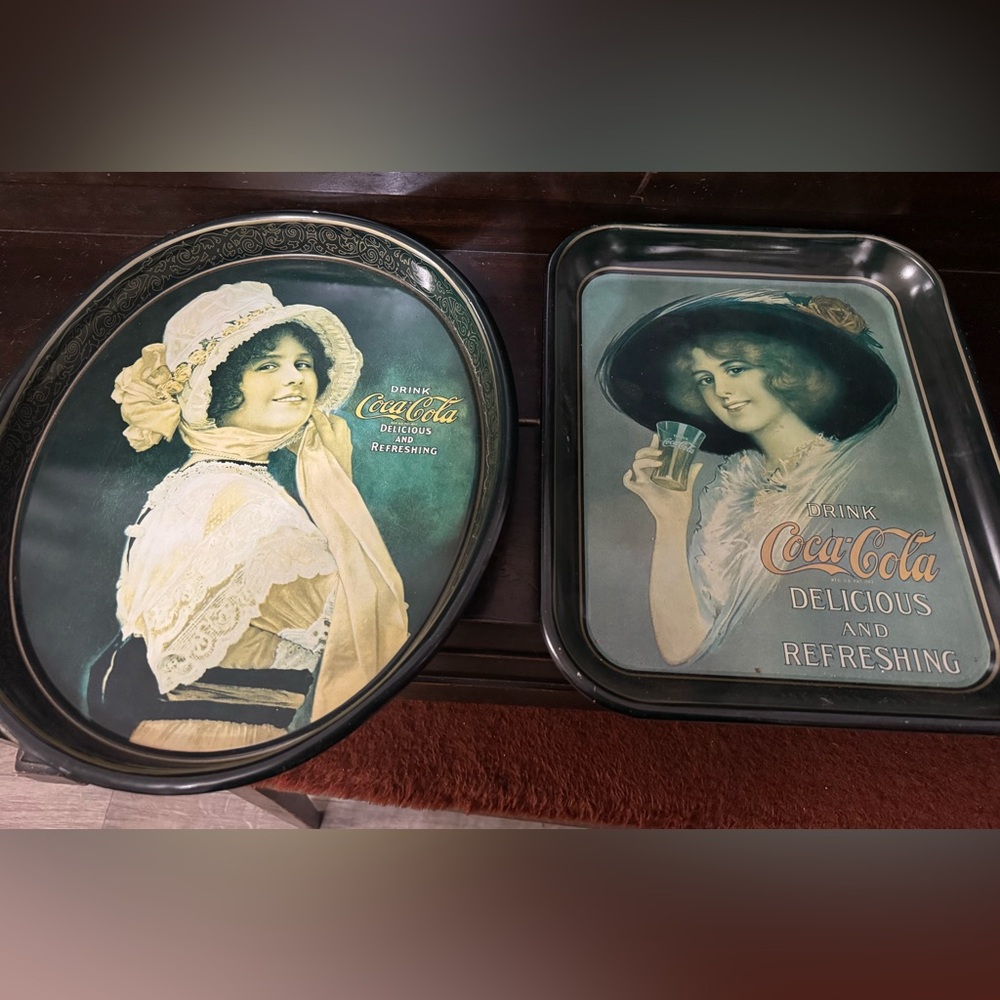 Set Of 2 Vintage 1970's Oval And Rectangular Coca- Cola Serving Platters/Trays